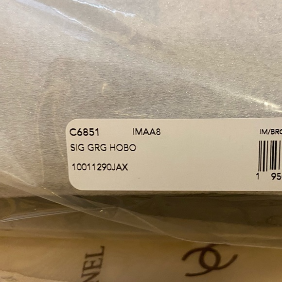 Coach Hobo In Signature Canvas & Leather NWT - Picture 11 of 11